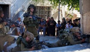 Τεράστια επιχείρηση καταστολής