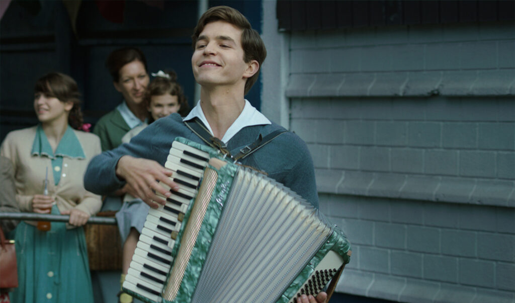 ΣΙΝΕΜΑΣΤΙΝ ΚΟΝΙΝΞ – Μαρίνα