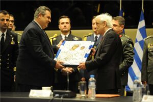 Κουβέντα να γίνεται