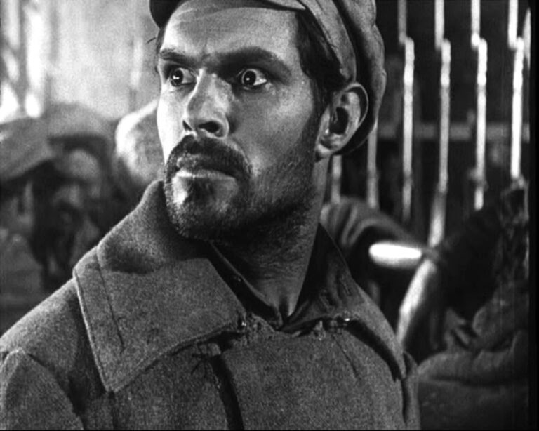 ΣΙΝΕΜΑΑΛΕΞΑΝΤΡ ΝΤΟΒΖΕΝΚΟ – Αρσενάλ – Το οπλοστάσιο