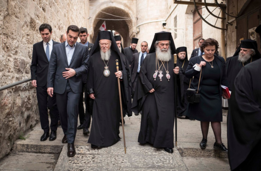 Αναζητώντας την… εξ ύψους βοήθεια