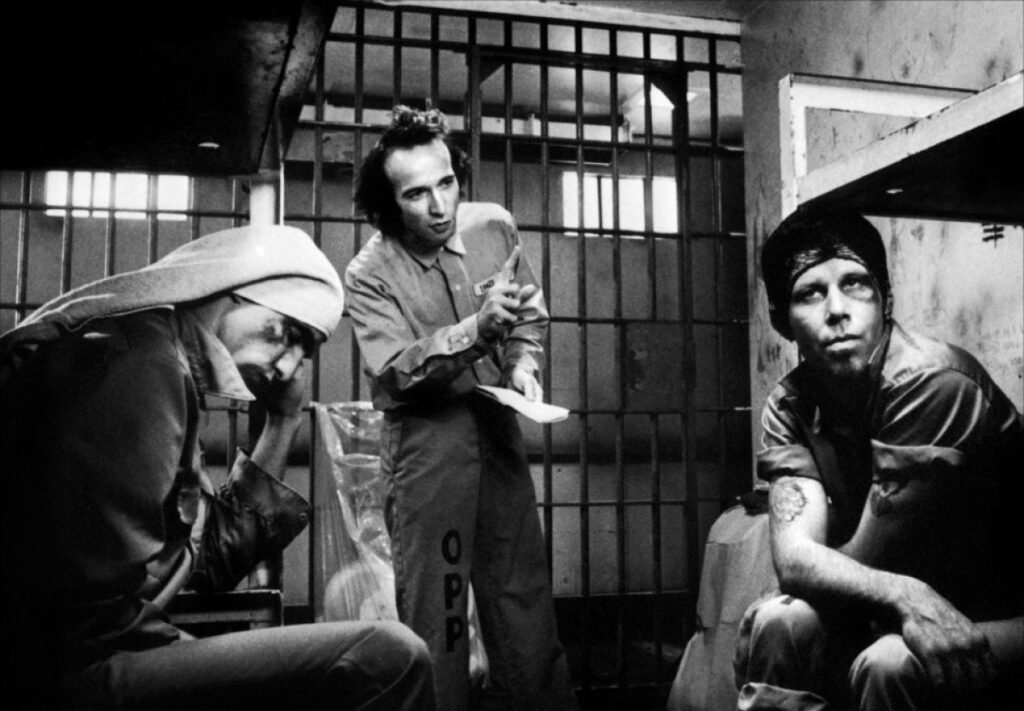 ΣΙΝΕΜΑΤΖΙΜ ΤΖΑΡΜΟΥΣ – Στην παγίδα του νόμου