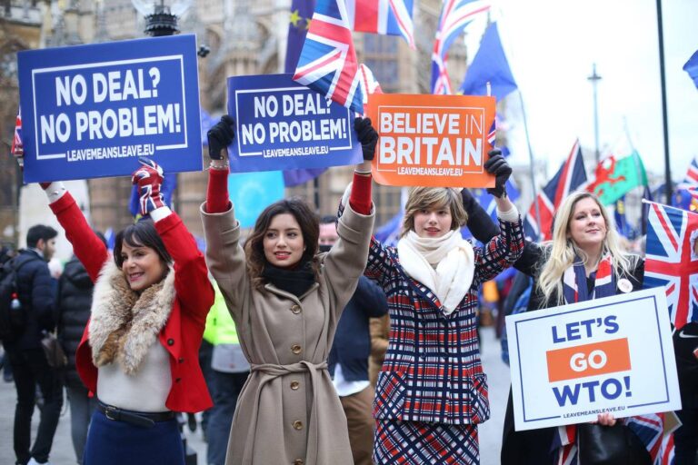 BREXITΑπό αδιέξοδο σε αδιέξοδο