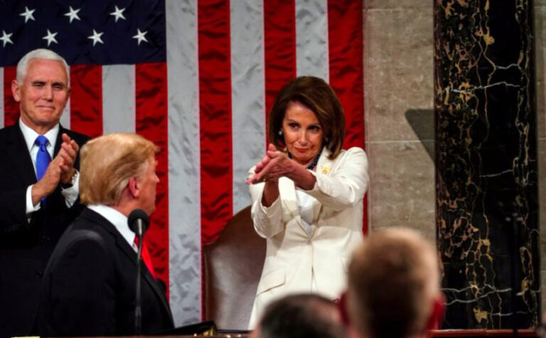 Πρώτοι στα καραγκιοζιλίκια