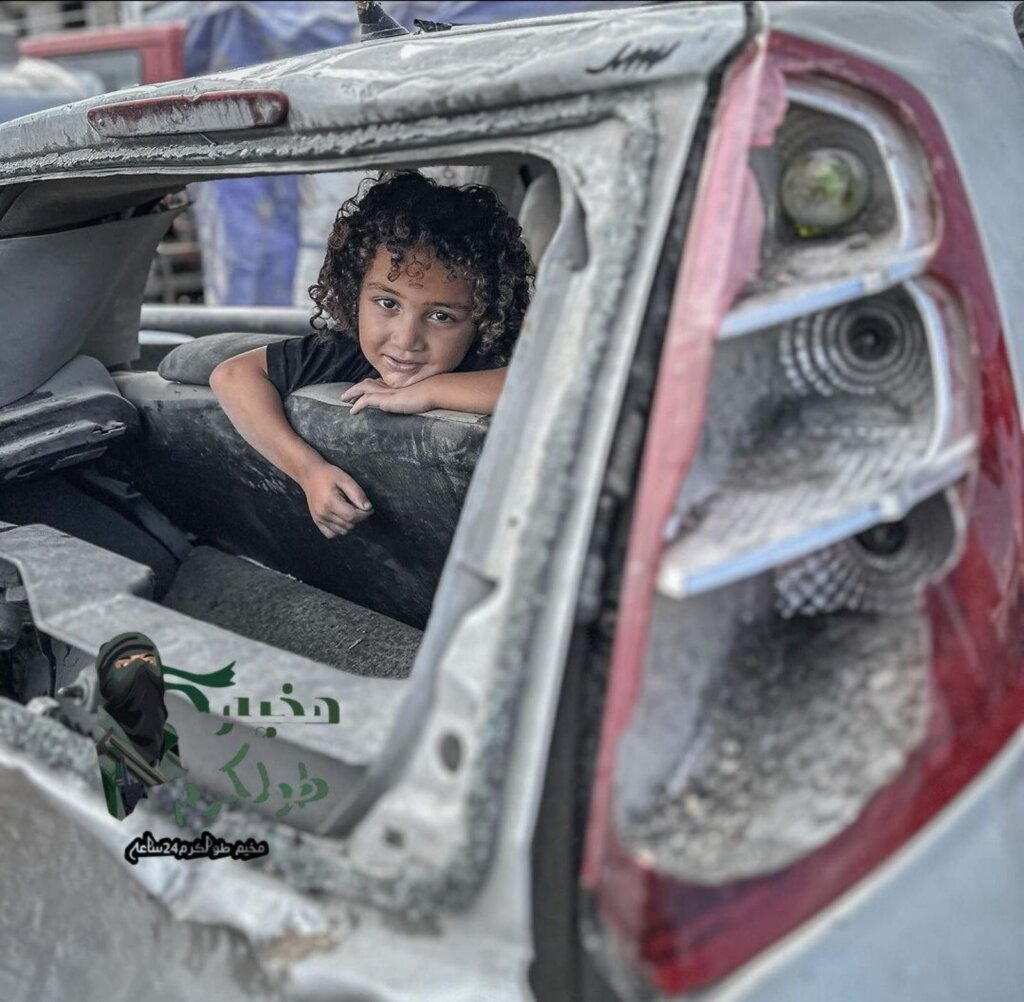 Η απόλυτη ξεφτίλα της σιωναζιστικής προπαγάνδαςΑναγκάστηκαν να λογοκρίνουν εκ των υστέρων δικό τους βίντεο, γιατί τους ξεσκέπαζε!