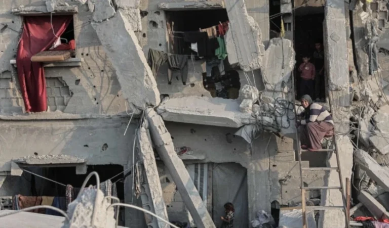 Καταυλισμός Τζαμπάλια: Ακόμα και μέσα στα ερείπια, η ζωή εξακολουθεί να αξίζει