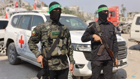 Οι «ιδιότυπες» παρελάσεις των Ταξιαρχιών Αλ-Κασάμ