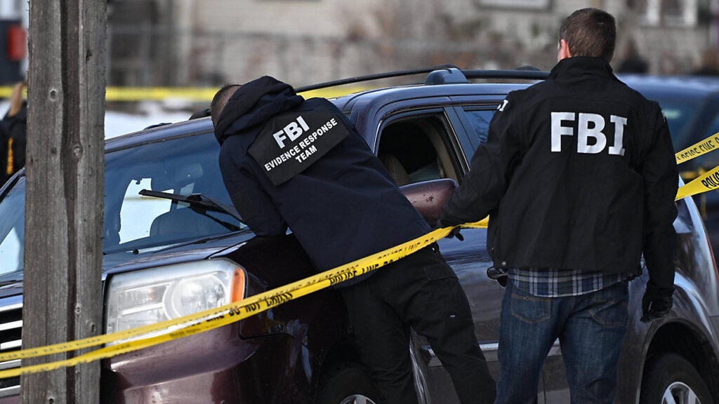 Oι ένοπλοι μπράβοι του Τραμπ δολοφονούν εν ψυχρώΗ ιμπεριαλιστική επιθετικότητα στο εξωτερικό πάει μαζί με τη φασιστικοποίηση στο εσωτερικό των ΗΠΑ