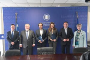 Ακαδημία Φαρμάκου στην Τρίπολη: Φτηνό εργατικό δυναμικό για τις φαρμακοβιομηχανίες